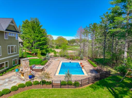 5647 57th Street Circle N, Lake Elmo, MN 55042