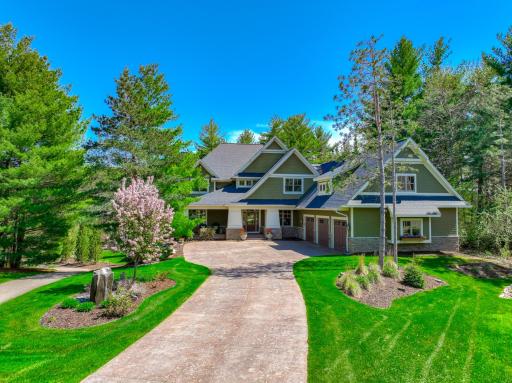 5647 57th Street Circle N, Lake Elmo, MN 55042