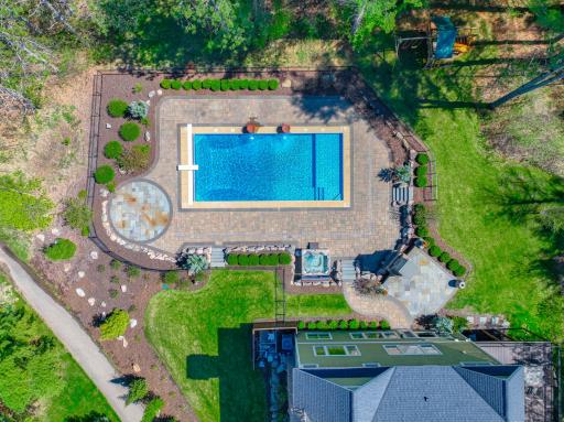 5647 57th Street Circle N, Lake Elmo, MN 55042