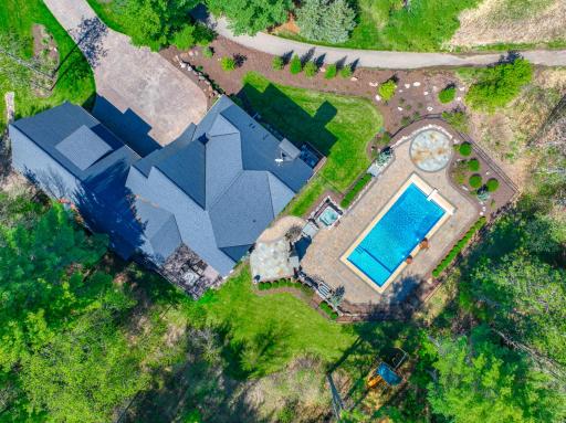 5647 57th Street Circle N, Lake Elmo, MN 55042