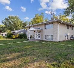 8125 12th Ave S, Bloomington, MN 55425