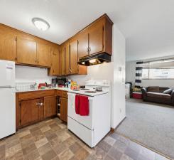 8125 12th Ave S, Bloomington, MN 55425