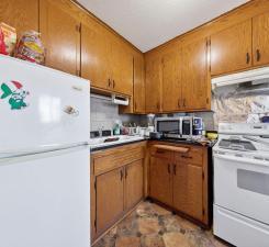 8125 12th Ave S, Bloomington, MN 55425