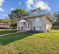 8125 12th Ave S, Bloomington, MN 55425