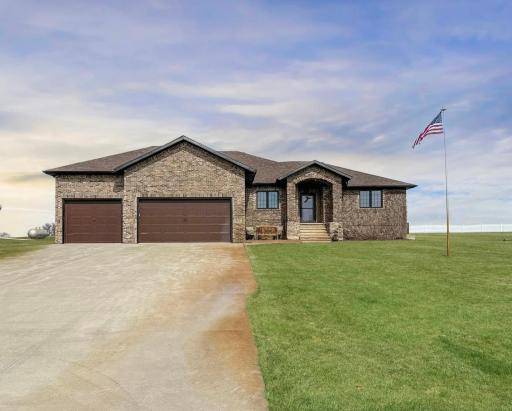 67 North Shore Drive located just 20 Miles South of Marshall on Hwy 59
