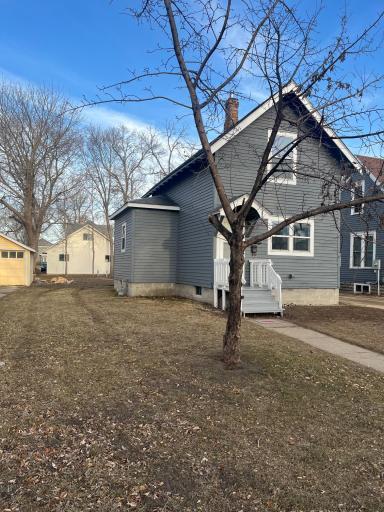 609 3rd Street SW, Willmar, MN 56201