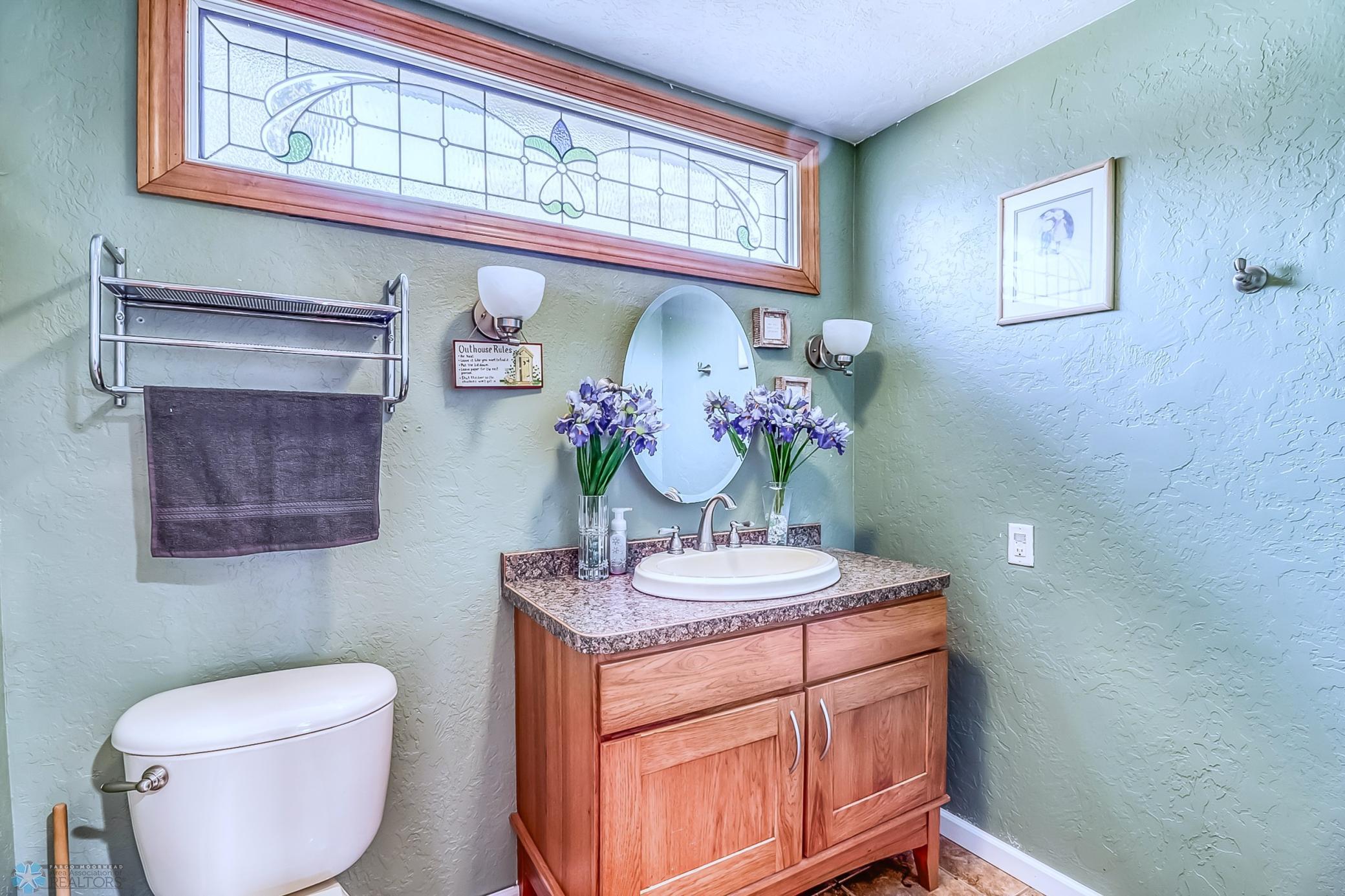 Bathroom2.jpg