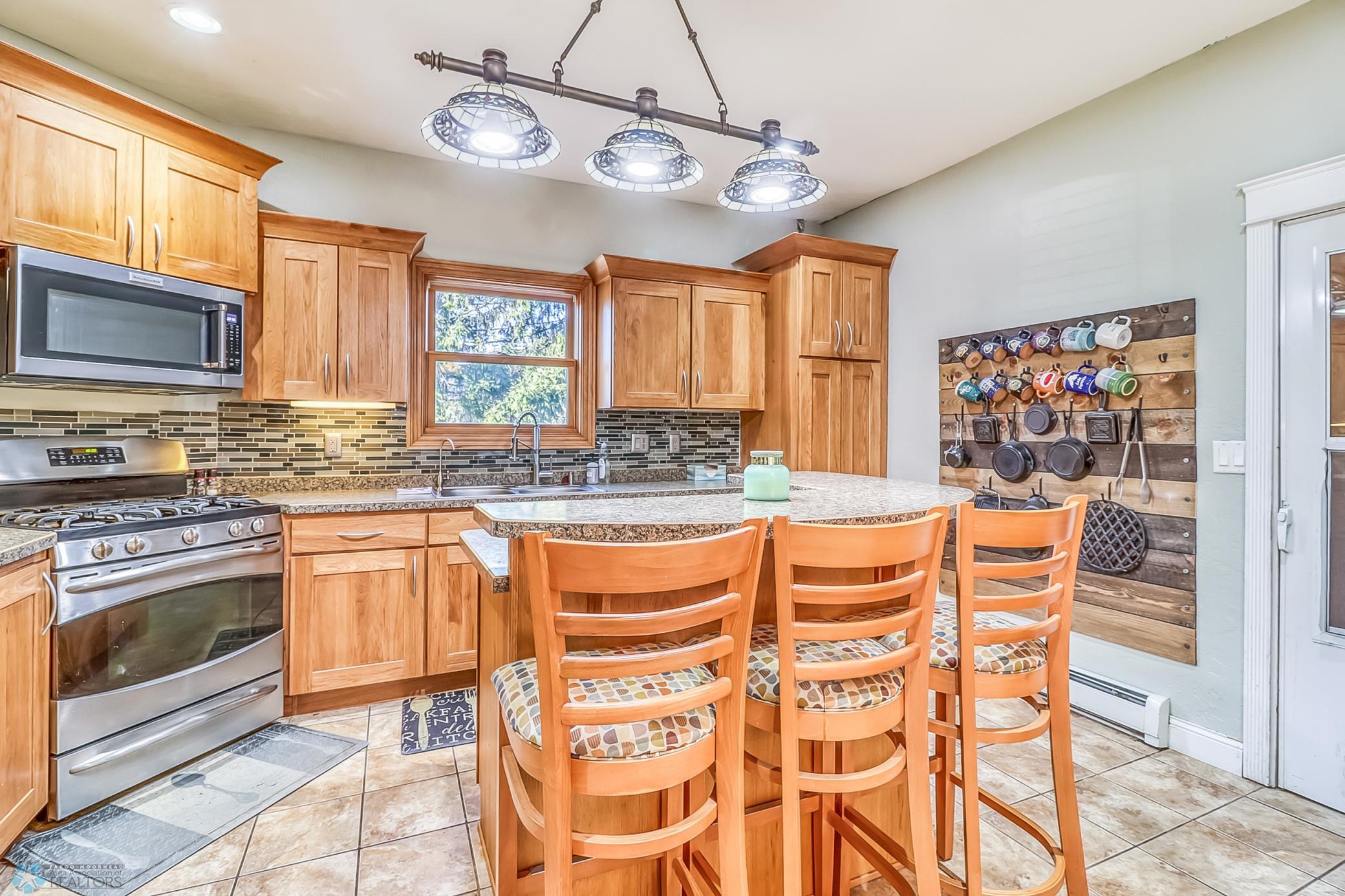 Kitchen (2).jpg