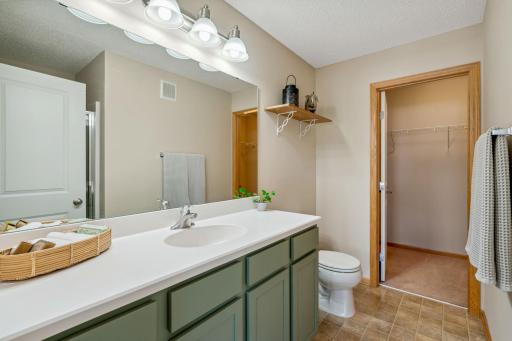 Primary bathroom that connects to a walk in closet