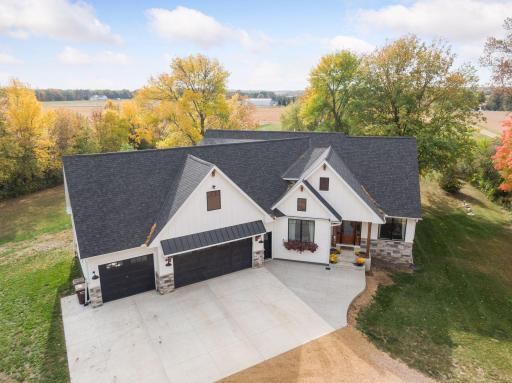 8780 Airport Road, Waconia, MN 55387