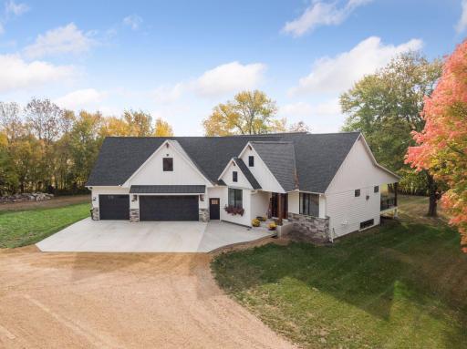 8780 Airport Road, Waconia, MN 55387