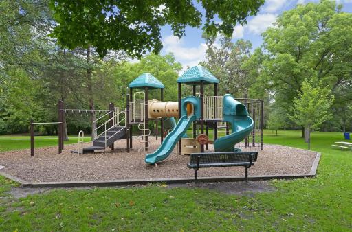 Moir Park is loaded with options, horseshoe pits, volleyball, frisbee golf and kids play area.
