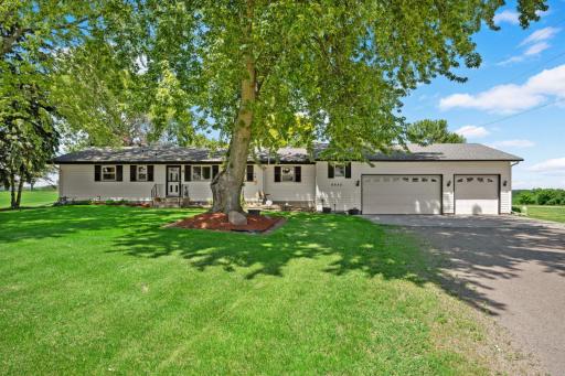 Welcome home to 6640 Pioneer Trail, Loretto! Charming rambler on acre lot & landscaped to a tee in sought after Delano School District.