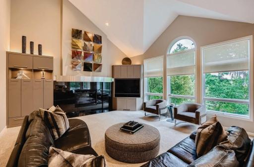 14953 Richards Drive W, Minnetonka, MN 55345
