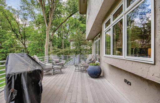 14953 Richards Drive W, Minnetonka, MN 55345