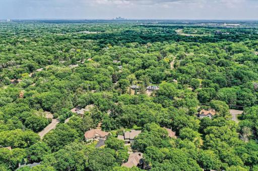 14953 Richards Drive W, Minnetonka, MN 55345