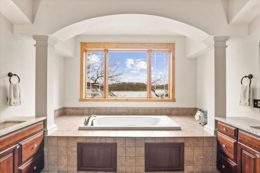 7468 Mariner Drive N, Maple Grove, MN 55311