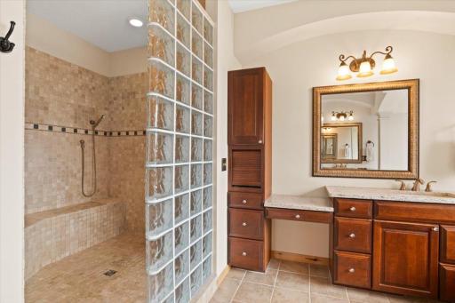 7468 Mariner Drive N, Maple Grove, MN 55311