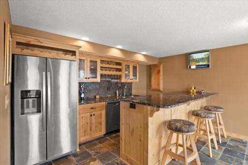 7468 Mariner Drive N, Maple Grove, MN 55311