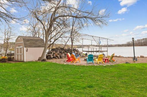 7468 Mariner Drive N, Maple Grove, MN 55311