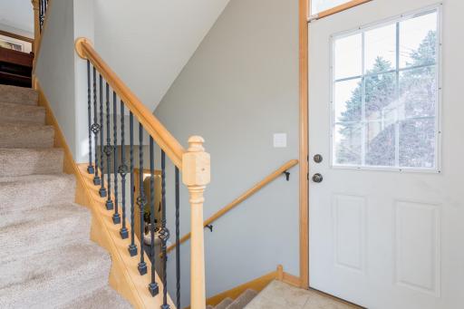 1678 Village Trail E, 1, Saint Paul, MN 55109