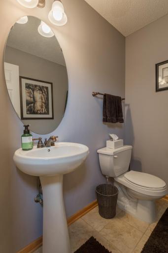 1678 Village Trail E, 1, Saint Paul, MN 55109