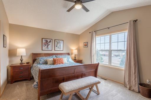 1678 Village Trail E, 1, Saint Paul, MN 55109