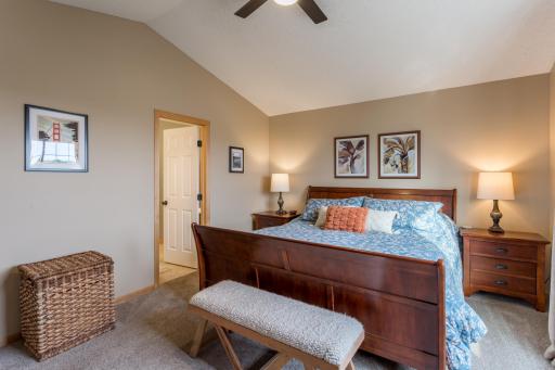 1678 Village Trail E, 1, Saint Paul, MN 55109