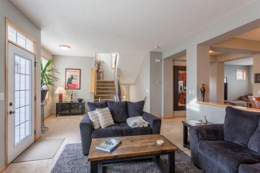1678 Village Trail E, 1, Saint Paul, MN 55109