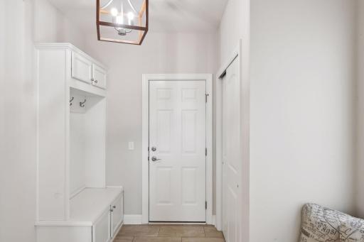 9961 Frederick Place, Eden Prairie, MN 55347