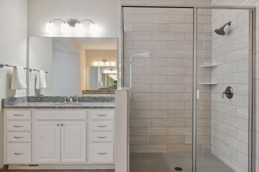 9961 Frederick Place, Eden Prairie, MN 55347