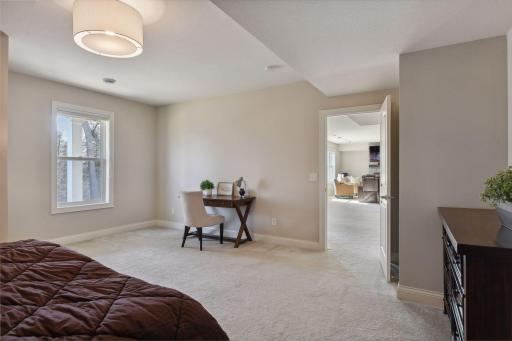9961 Frederick Place, Eden Prairie, MN 55347