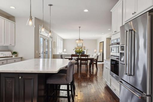 9961 Frederick Place, Eden Prairie, MN 55347