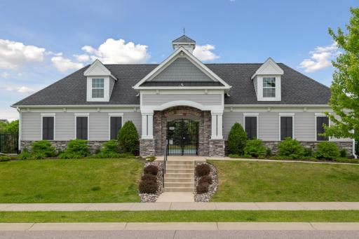 9961 Frederick Place, Eden Prairie, MN 55347