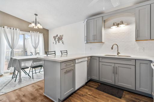 974 94th Avenue NE, Blaine, MN 55434