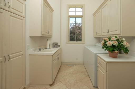 1019 Hunters Point Lane SW, Rochester, MN 55902