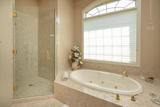 1019 Hunters Point Lane SW, Rochester, MN 55902