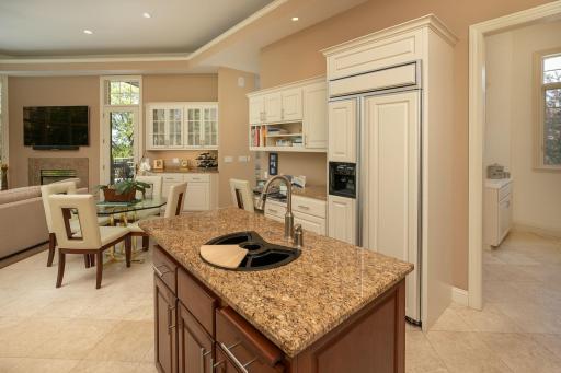1019 Hunters Point Lane SW, Rochester, MN 55902