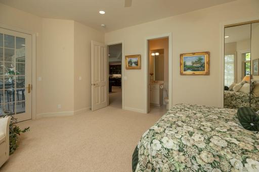 1019 Hunters Point Lane SW, Rochester, MN 55902