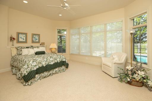 1019 Hunters Point Lane SW, Rochester, MN 55902