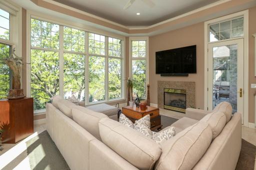 1019 Hunters Point Lane SW, Rochester, MN 55902
