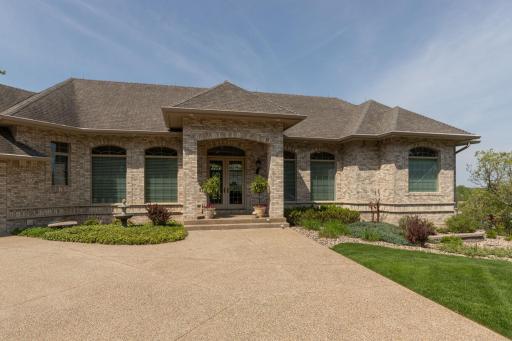 1019 Hunters Point Lane SW, Rochester, MN 55902
