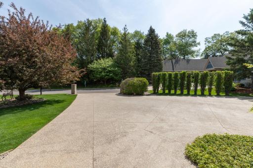 1019 Hunters Point Lane SW, Rochester, MN 55902