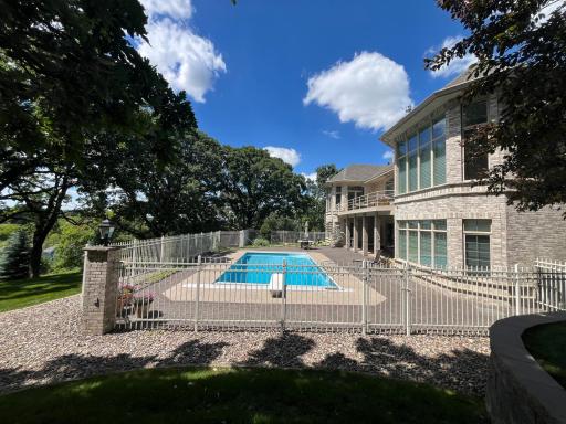 1019 Hunters Point Lane SW, Rochester, MN 55902
