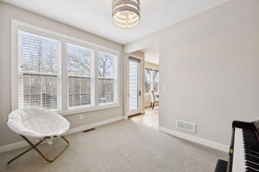 5902 Xanthus Place N, Plymouth, MN 55446
