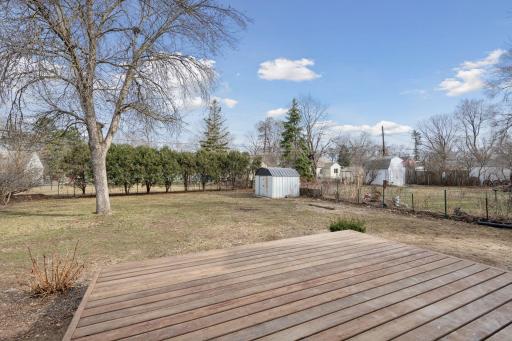 An always convenient shed and wall of bushes create a nice, private space
