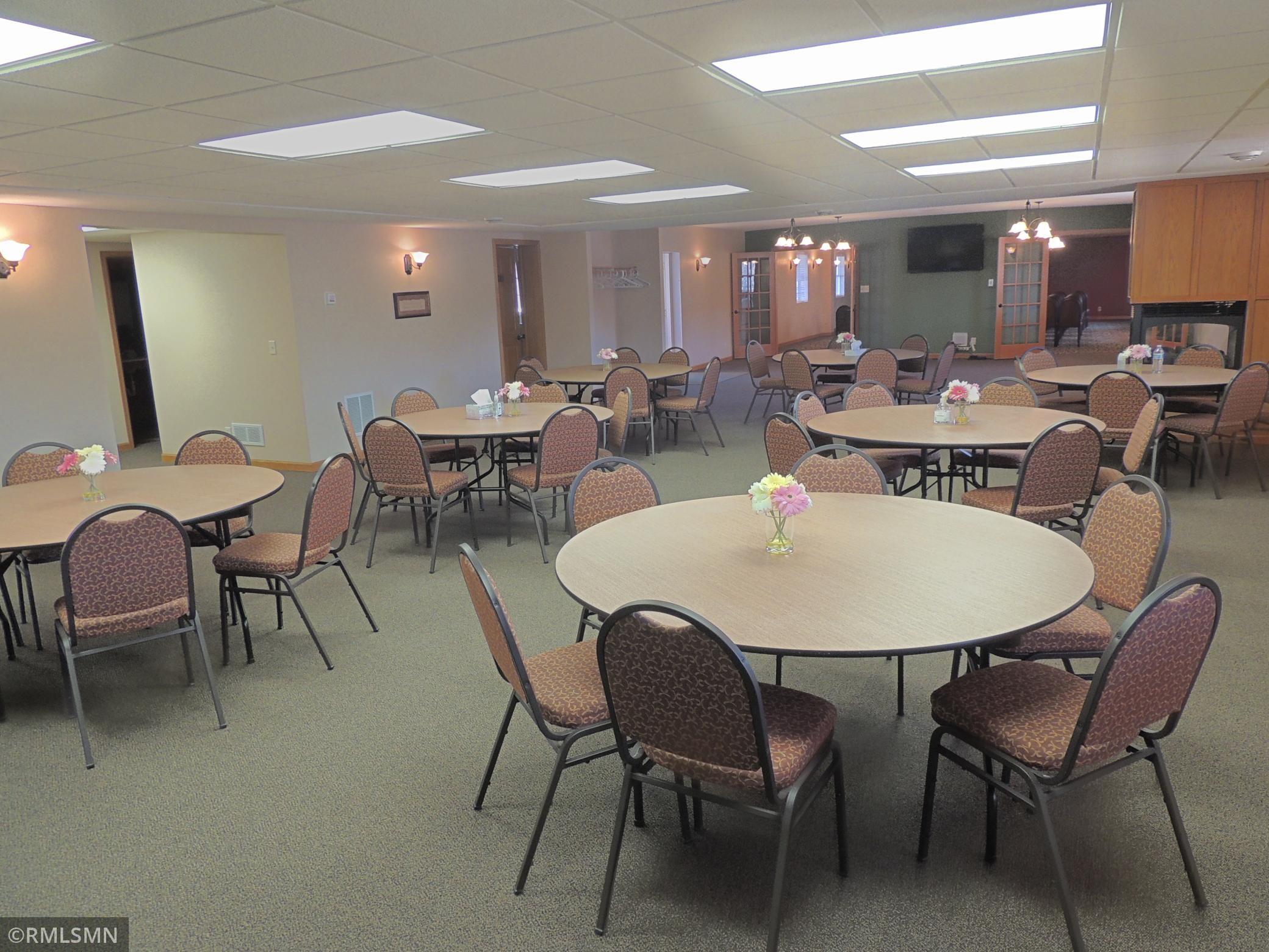 Gathering Room, 28 x 62