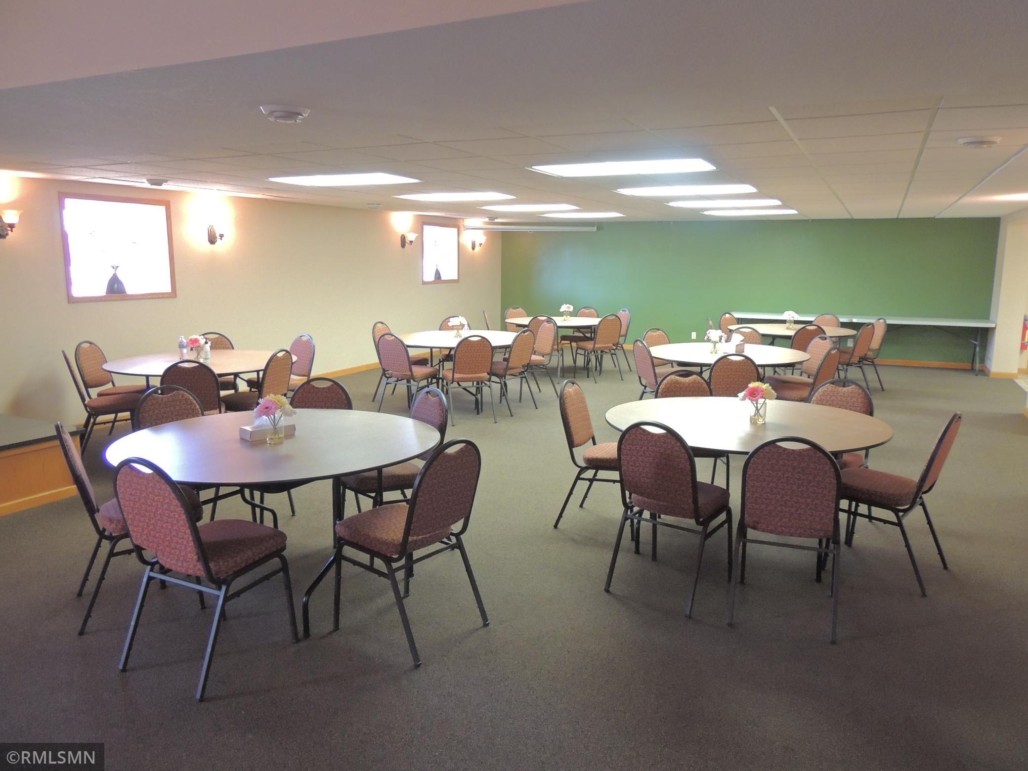 Gathering Room, 28 x 62