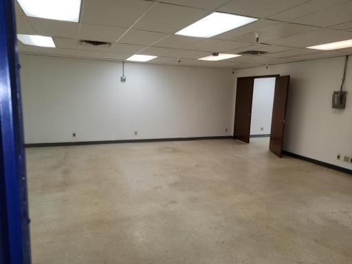 400 Commerce Court, Saint Paul, MN 55127