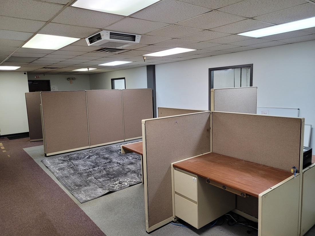 Upstairs cubicals pic 1of3.jpg